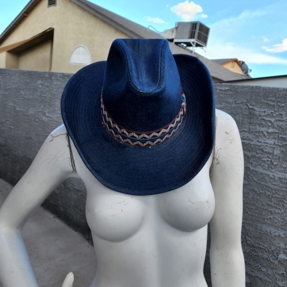 JEAN DUKES OF HAZZARD’s 1970s Hat - Picture 8 of 12